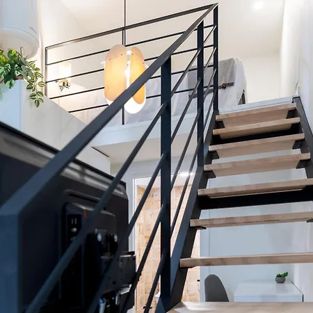 Cr - Loft - Moderno Y Coqueto Estudio Duplex Cerca De Avenida Francia Y Ciencias * 瓦伦西亚